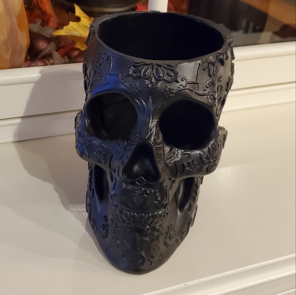 Resin Decorative Skull